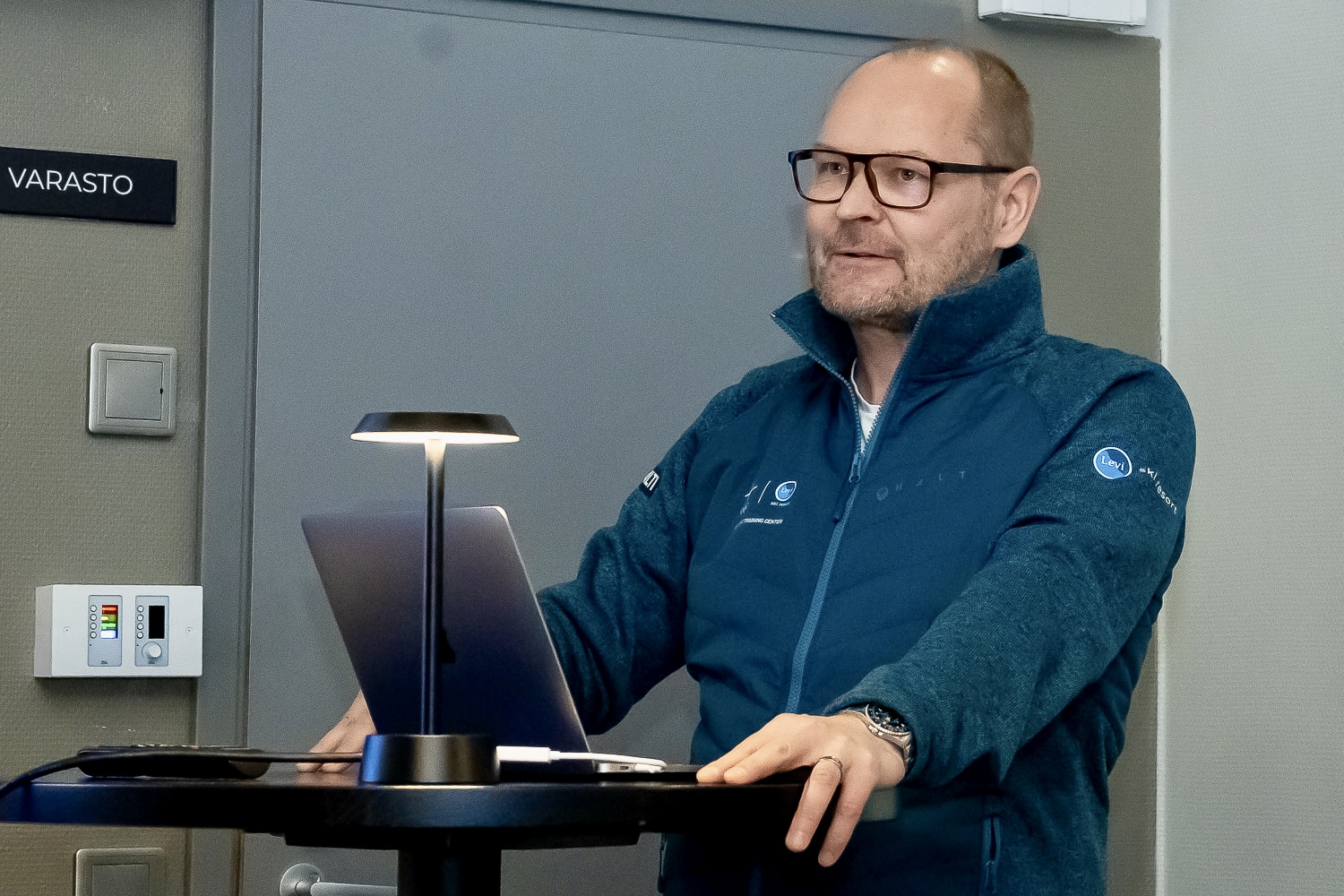 Marko Mustonen speaking at the White Winters event in Levi.